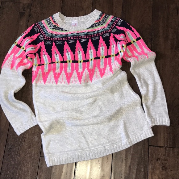Girls sweater NWOT - Picture 1 of 1